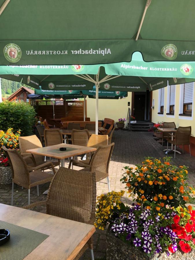 Hotel-Restaurant Gasthof zum Schützen Baiersbronn Exterior foto